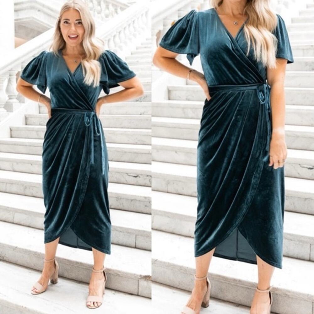 Ivy City Co Lillie Velvet dress in Blue Size XL NWT